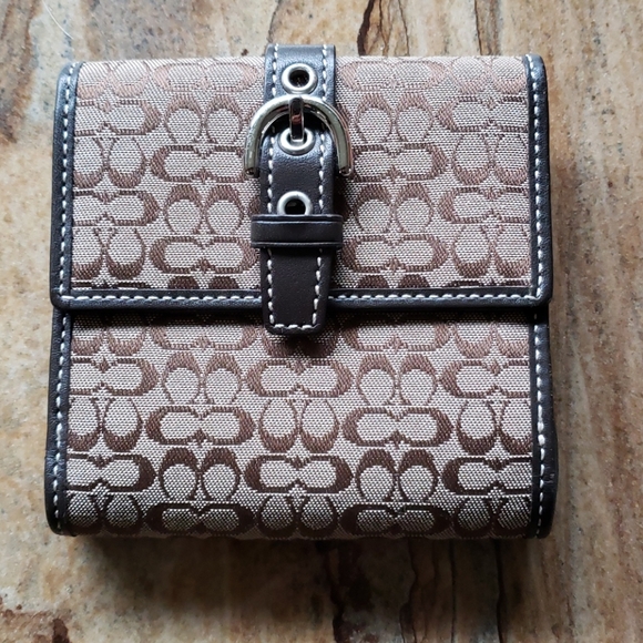 Coach Handbags - Coach wallet